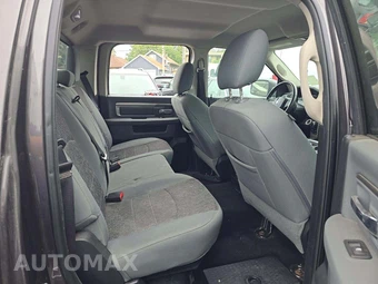 2016 Ram 1500 Big Horn Crew Cab Short Bed - miniatura 16