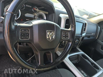 2016 Ram 1500 Big Horn Crew Cab Short Bed - miniatura 10
