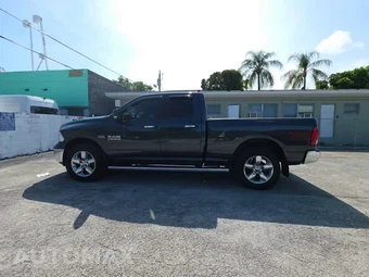 2016 Ram 1500 Big Horn Extended Cab Medium Bed – miniatura 3