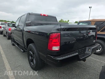 2016 Ram 1500 Express Crew Cab Short Bed – miniatura 6