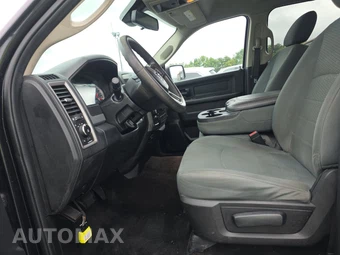 2016 Ram 1500 Express Crew Cab Short Bed – miniatura 7