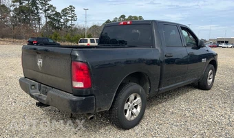 2016 Ram 1500 Express Crew Cab Short Bed – miniatura 5