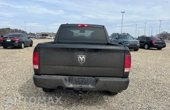 2016 Ram 1500 Express Crew Cab Short Bed – miniatura 6