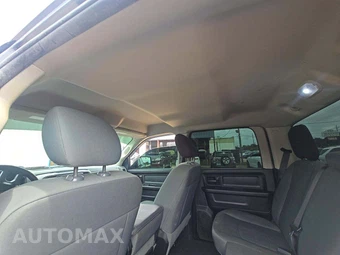 2016 Ram 1500 Express Crew Cab Short Bed – miniatura 9