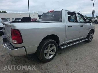 2016 Ram 1500 Express Crew Cab Short Bed – miniatura 3