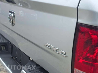 2016 Ram 1500 Express Crew Cab Short Bed – miniatura 41