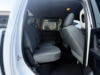 2016 Ram 1500 Express Crew Cab Short Bed - miniatura 17