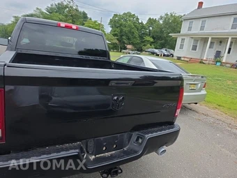 2016 Ram 1500 Express Crew Cab Short Bed - miniatura 5
