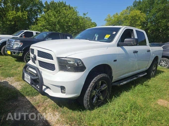 2016 Ram 1500 Express Crew Cab Short Bed — samochód z USA z aukcji Manheim, oferta Kup Teraz w AUTOMAX