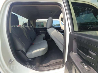 2016 Ram 1500 Express Crew Cab Short Bed - miniatura 16