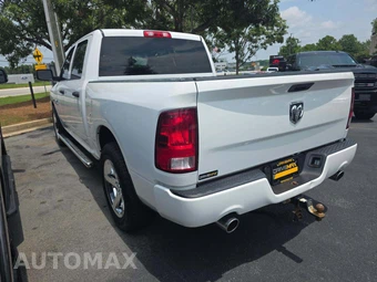 2016 Ram 1500 Express Crew Cab Short Bed - miniatura 2