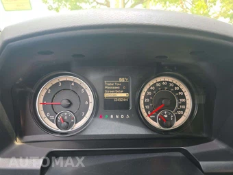 2016 Ram 1500 Express Crew Cab Short Bed - miniatura 9