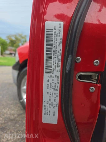 2016 Ram 1500 Express Crew Cab Short Bed - miniatura 2
