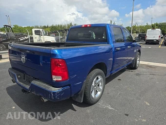 2016 Ram 1500 Express Crew Cab Short Bed – miniatura 4