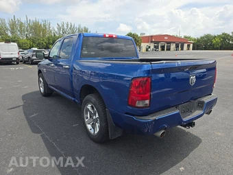 2016 Ram 1500 Express Crew Cab Short Bed – miniatura 6
