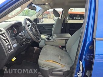2016 Ram 1500 Express Crew Cab Short Bed – miniatura 7