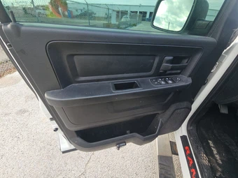 2016 Ram 1500 Express Extended Cab Medium Bed - miniatura 9