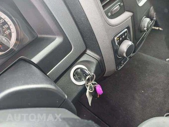 2016 Ram 1500 Express Extended Cab Medium Bed – miniatura 8