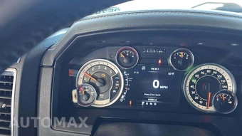 2016 Ram 1500 Laramie Crew Cab Medium Bed - miniatura 22