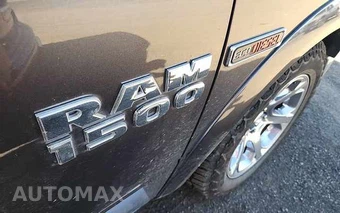 2016 Ram 1500 Laramie Crew Cab Medium Bed - miniatura 7