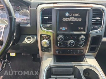 2016 Ram 1500 Laramie Crew Cab Medium Bed – miniatura 11