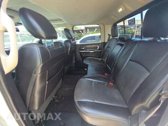2016 Ram 1500 Laramie Crew Cab Medium Bed – miniatura 13