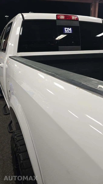 2016 Ram 1500 Laramie Crew Cab Medium Bed – miniatura 28