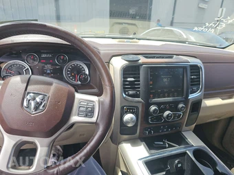2016 Ram 1500 Laramie Crew Cab Short Bed - miniatura 11