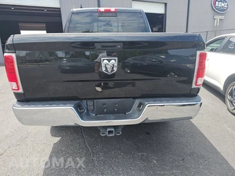 2016 Ram 1500 Laramie Crew Cab Short Bed - miniatura 5