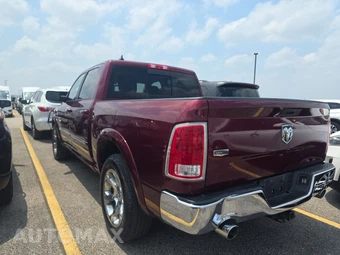 2016 Ram 1500 Laramie Crew Cab Short Bed – miniatura 6