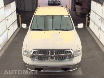 2016 Ram 1500 Laramie Crew Cab Short Bed - miniatura 2