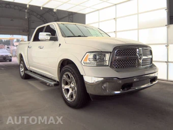 2016 Ram 1500 Laramie Crew Cab Short Bed - miniatura 3