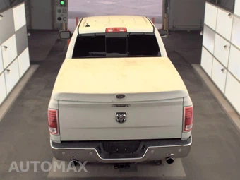 2016 Ram 1500 Laramie Crew Cab Short Bed - miniatura 5