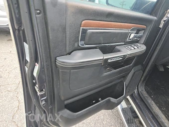 2016 Ram 1500 Laramie Crew Cab Short Bed - miniatura 9