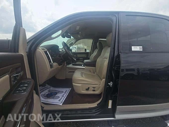 2016 Ram 1500 Laramie Crew Cab Short Bed - miniatura 3