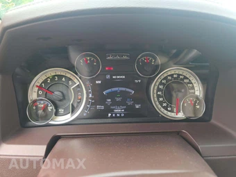 2016 Ram 1500 Laramie Crew Cab Short Bed - miniatura 9