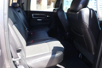 2016 Ram 1500 Laramie Crew Cab Short Bed - miniatura 20