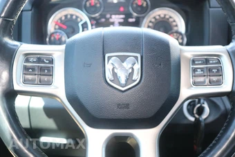 2016 Ram 1500 Laramie Crew Cab Short Bed - miniatura 9