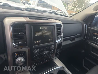 2016 Ram 1500 Laramie Crew Cab Short Bed - miniatura 11