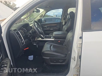 2016 Ram 1500 Laramie Crew Cab Short Bed - miniatura 7