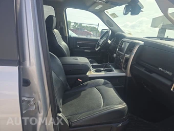 2016 Ram 1500 Laramie Crew Cab Short Bed - miniatura 14