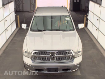 2016 Ram 1500 Laramie Crew Cab Short Bed - miniatura 2