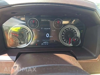 2016 Ram 1500 Laramie Crew Cab Short Bed – miniatura 9