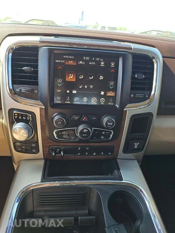 2016 Ram 1500 Laramie Crew Cab Short Bed - miniatura 10
