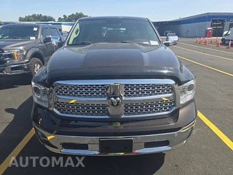 2016 Ram 1500 Laramie Crew Cab Short Bed - miniatura 2