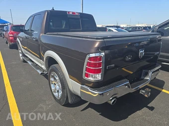 2016 Ram 1500 Laramie Crew Cab Short Bed - miniatura 6