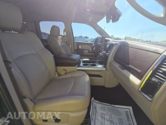2016 Ram 1500 Laramie Crew Cab Short Bed - miniatura 8