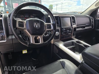 2016 Ram 1500 Laramie Crew Cab Short Bed - miniatura 11
