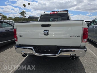 2016 Ram 1500 Laramie Crew Cab Short Bed - miniatura 5
