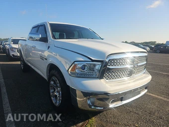 2016 Ram 1500 Laramie Crew Cab Short Bed - miniatura 3